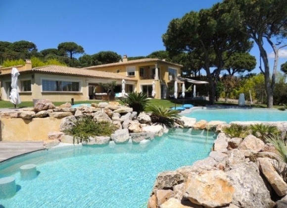 luxury villa for rent in Ramatuelle_general