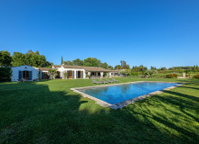 holiday rental jade les parcs st tropez swimming pool