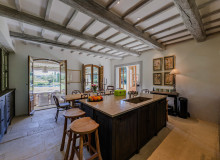 villa for let jade les parcs st tropez kitchen