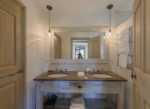 villa for rent jade les parcs st tropez bathroom