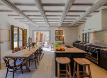 villa for rent jade les parcs st tropez dining area
