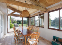 villa for rent la pinette st tropez dining area