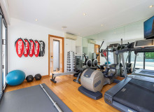villa for rent avenia pampelonne fitness room