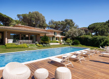 villa for let tropeziennes les parcs de st tropez swimming pool