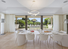 villa for let tropeziennes les parcs de st tropez dining area