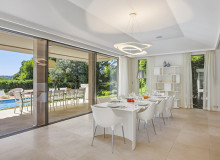 villa for rent tropeziennes les parcs de st tropez dining area