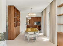 villa for let wave st tropez centre dining area