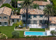 villa for rent wave st tropez centre bird view