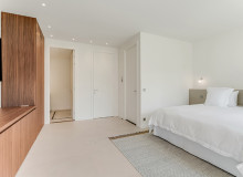 summer villa wave st tropez centre bedroom