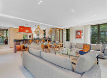holiday rental eudora st tropez living room