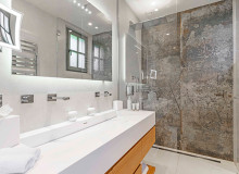 holiday rental eudora st tropez bathroom